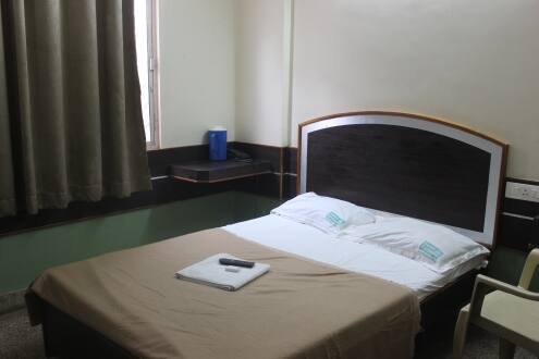 Hotel Embassy Deluxe, Bangalore 3